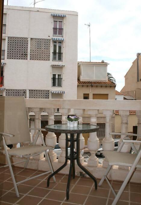 Beachside Apartment In The Centre Of إل كامبيلو المظهر الخارجي الصورة