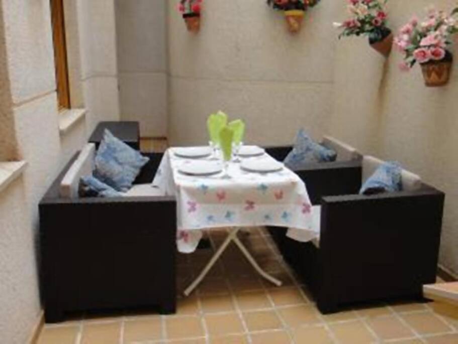 Beachside Apartment In The Centre Of إل كامبيلو المظهر الخارجي الصورة