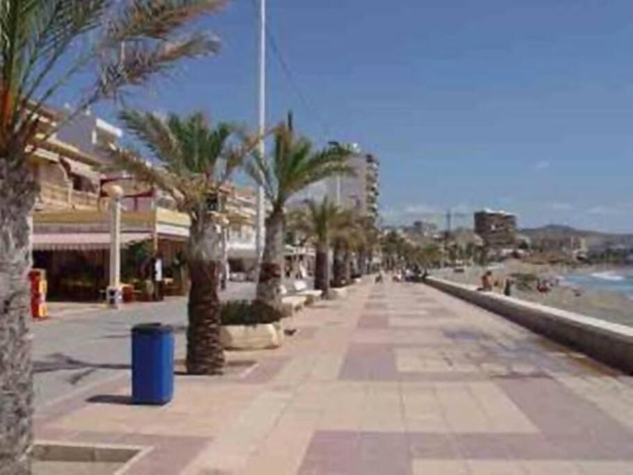 Beachside Apartment In The Centre Of إل كامبيلو المظهر الخارجي الصورة
