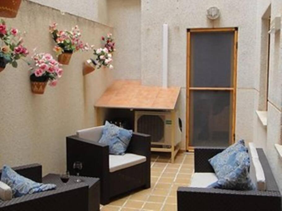 Beachside Apartment In The Centre Of إل كامبيلو المظهر الخارجي الصورة